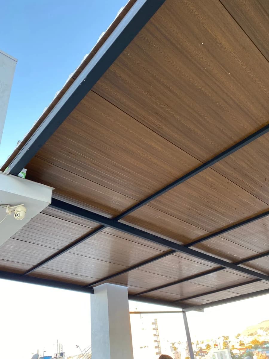 Telha Termoacústica Semi Sanduíche EPS e PIR - Obra 1